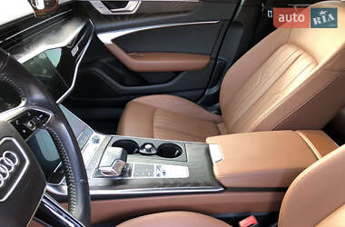 Седан Audi A6 2019 в 