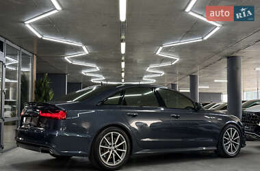 Седан Audi A6 2015 в 