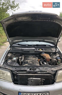 Седан Audi A6 2000 в 