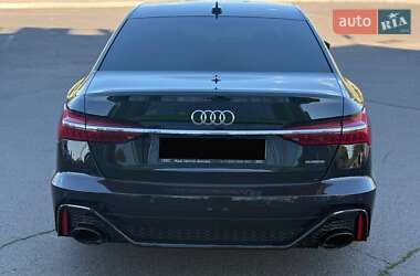 Седан Audi A6 2018 в 