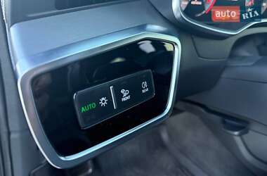 Седан Audi A6 2018 в 