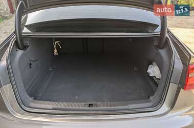 Седан Audi A6 2012 в 
