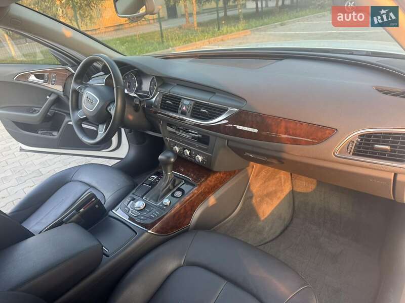 Седан Audi A6 2013 в Луцке