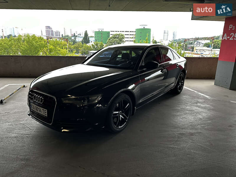 Седан Audi A6 2012 в Киеве