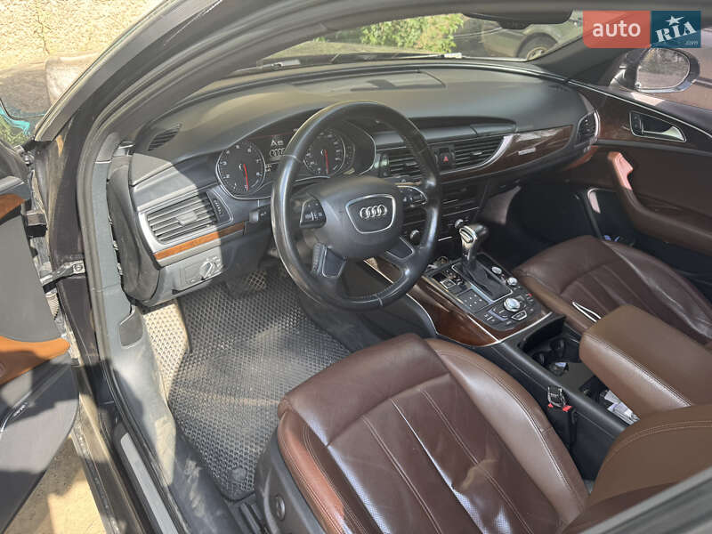 Седан Audi A6 2012 в Славянске