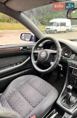 Универсал Audi A6 2000 в 
