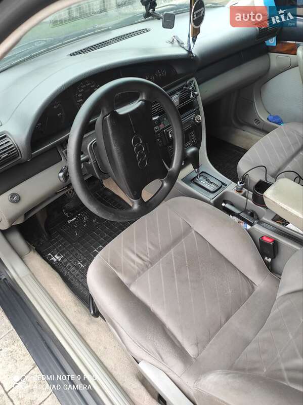 Седан Audi A6 1997 в Дрогобыче