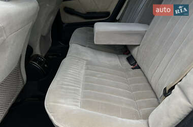Седан Audi A6 2000 в 