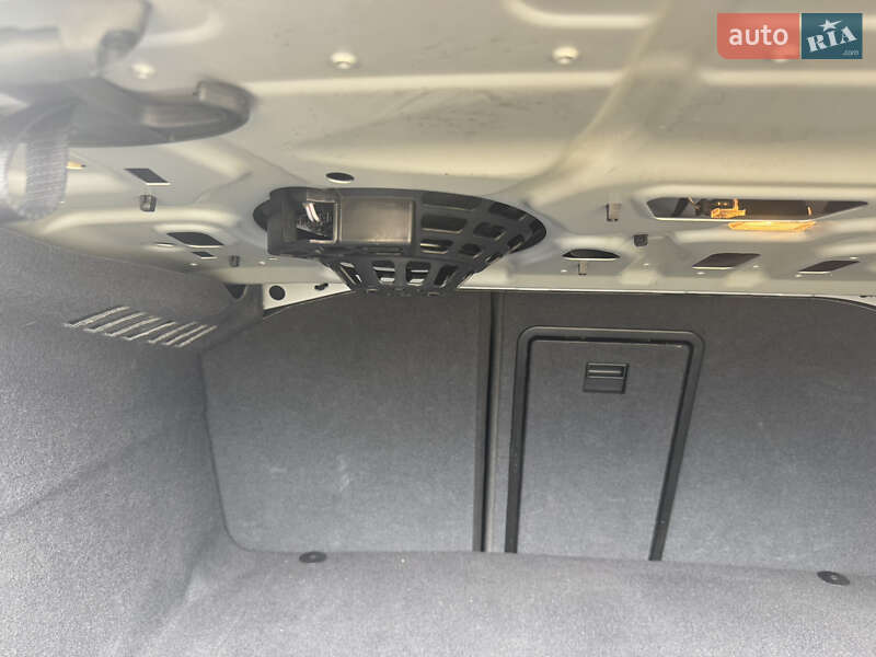 Седан Audi A6 2014 в Львові