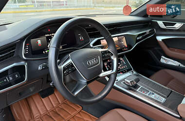 Седан Audi A6 2022 в 