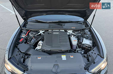 Седан Audi A6 2022 в 