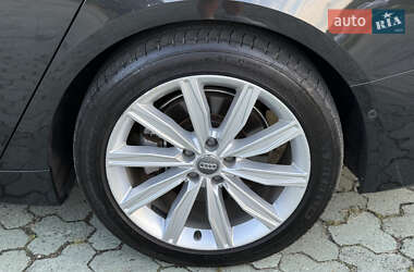 Универсал Audi A6 2019 в 