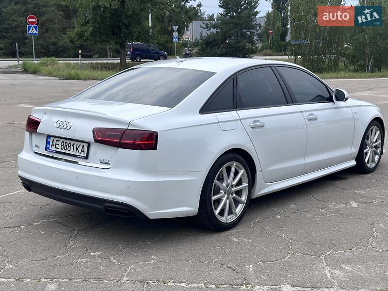 Седан Audi A6 2017 в Киеве
