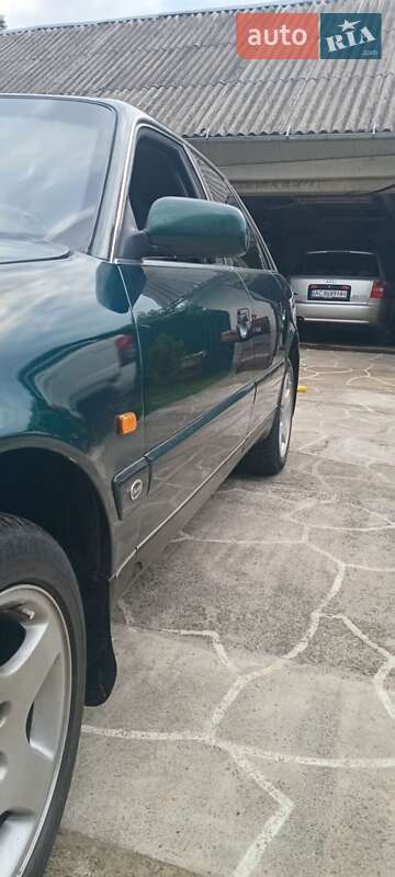 Седан Audi A6 1995 в Горохове