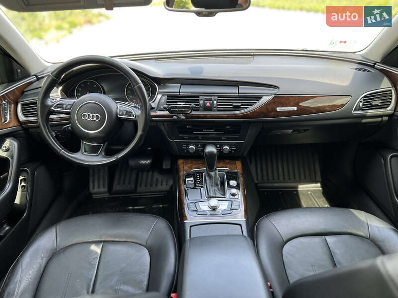 Седан Audi A6 2015 в Луцке