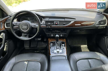 Седан Audi A6 2015 в 