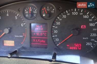 Седан Audi A6 2000 в 