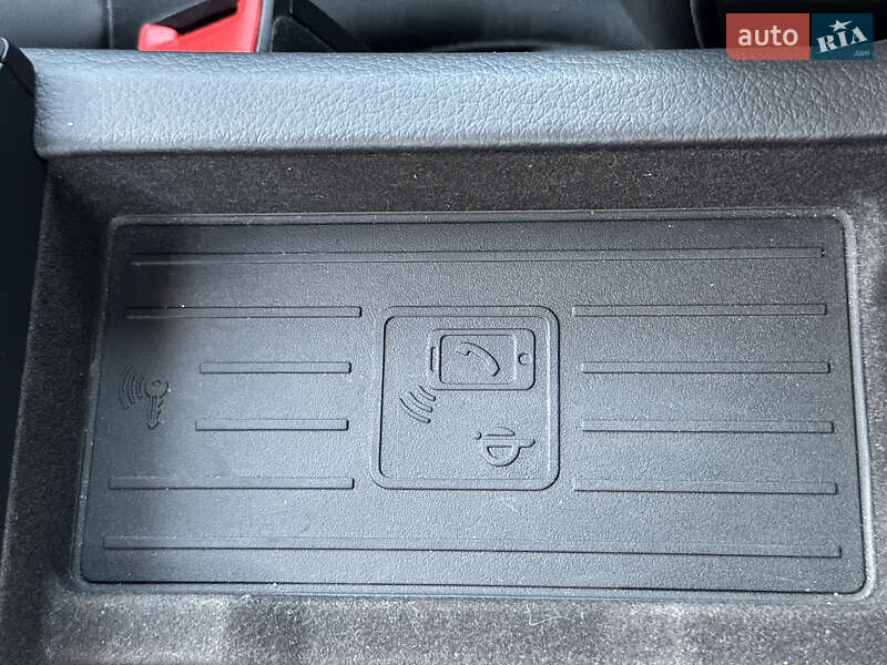 Седан Audi A6 2023 в Виннице