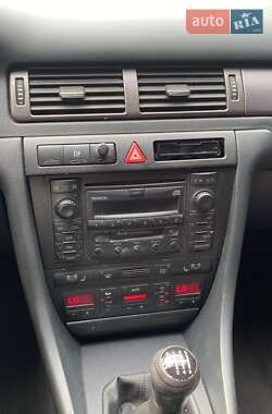 Универсал Audi A6 2000 в 