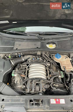 Универсал Audi A6 2004 в 