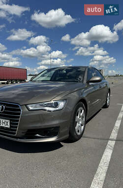 Седан Audi A6 2015 в 