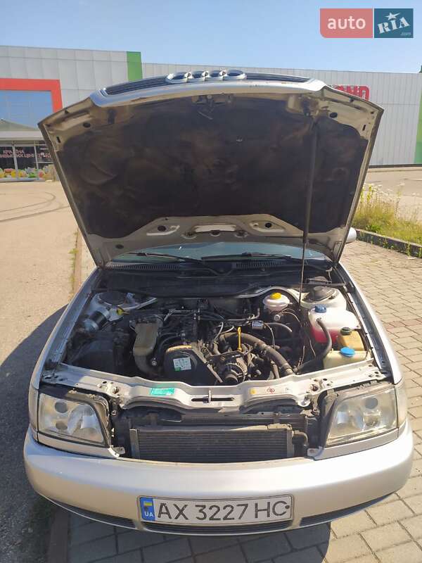 Седан Audi A6 1995 в Тячеве