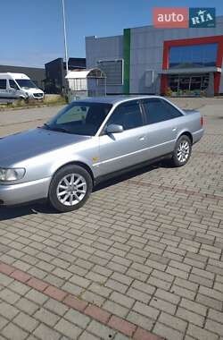 Седан Audi A6 1995 в 
