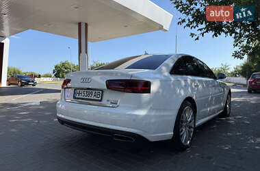 Седан Audi A6 2015 в 