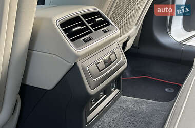 Седан Audi A6 2021 в 