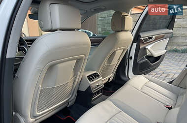 Седан Audi A6 2021 в 