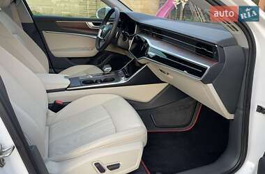 Седан Audi A6 2021 в 
