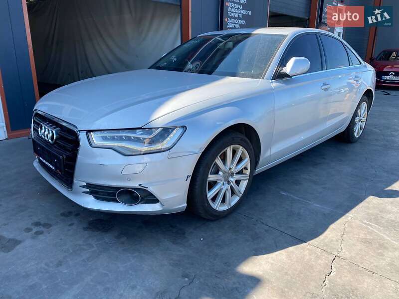 Седан Audi A6 2014 в Львове