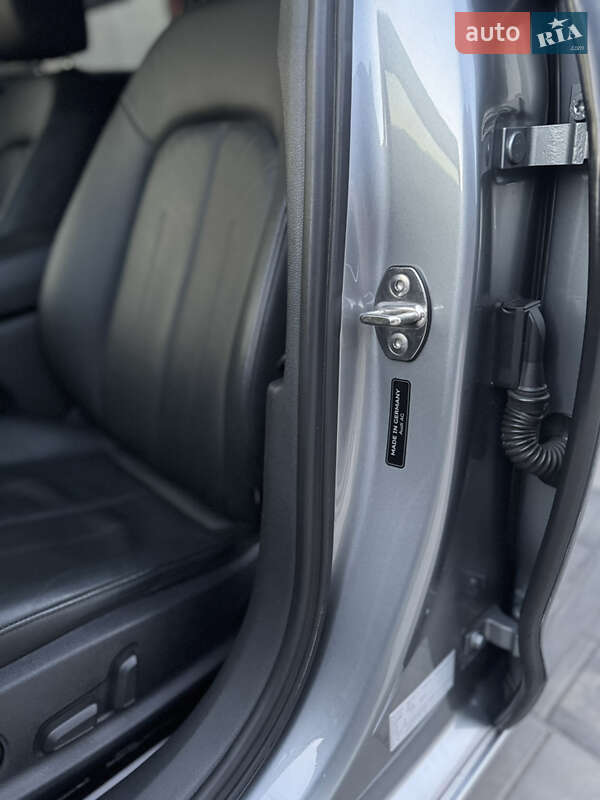 Седан Audi A6 2014 в Измаиле