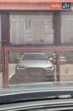 Седан Audi A6 2014 в 