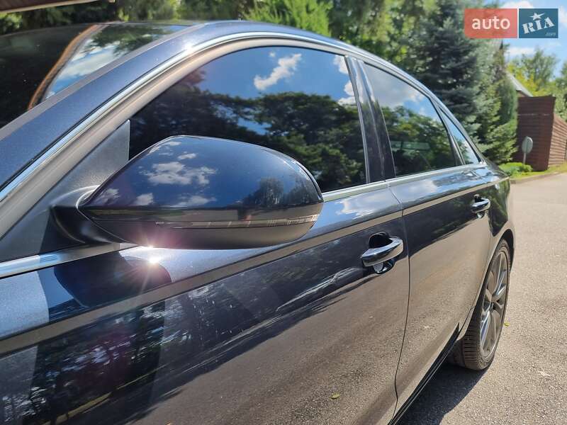 Седан Audi A6 2012 в Киеве