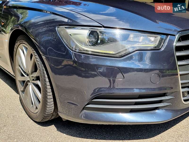 Седан Audi A6 2012 в Киеве