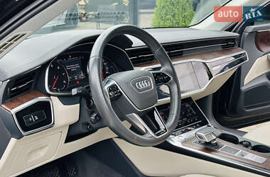 Седан Audi A6 2019 в 