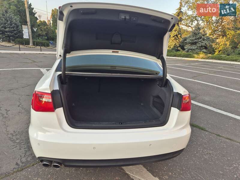 Седан Audi A6 2014 в Одесі
