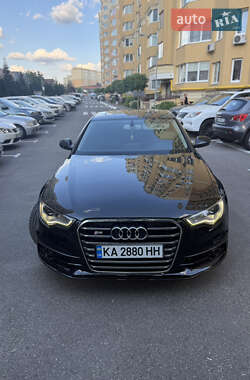 Седан Audi A6 2013 в 