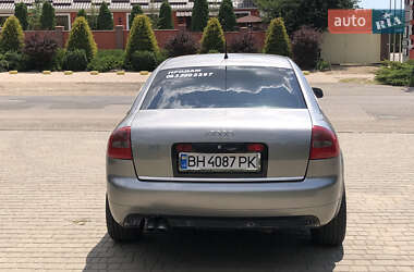 Седан Audi A6 2004 в 