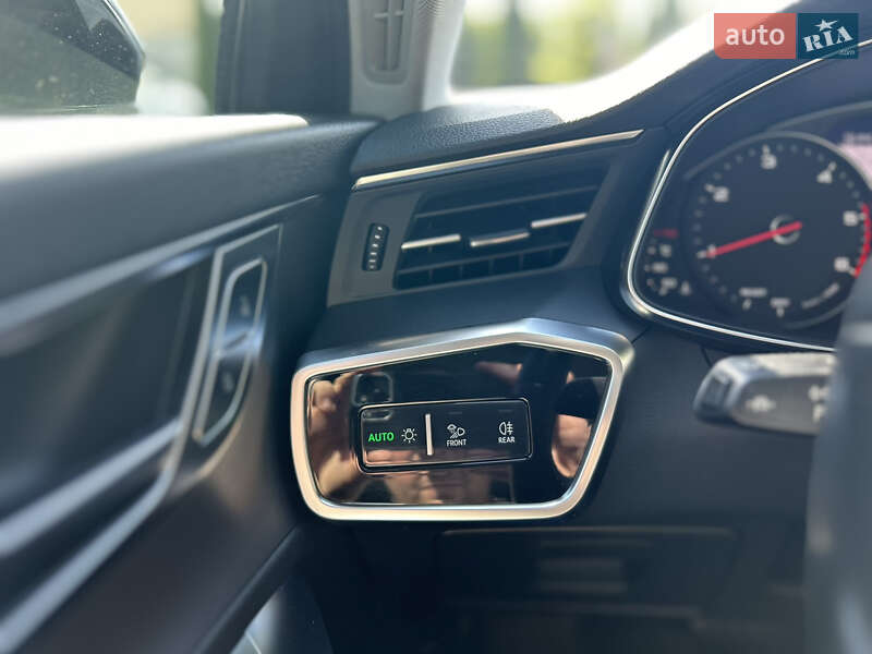 Седан Audi A6 2021 в Чопе