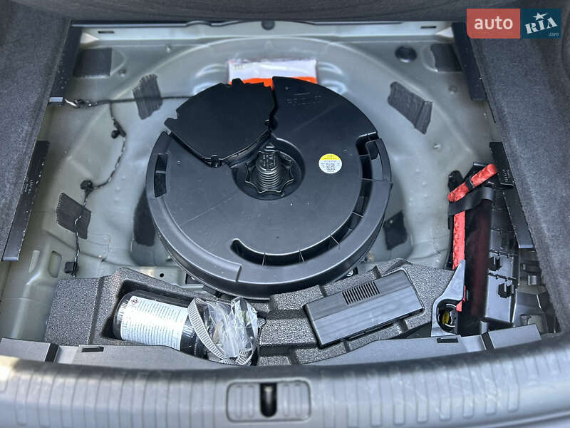 Седан Audi A6 2021 в Чопе