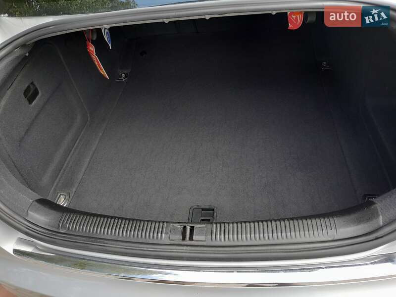 Седан Audi A6 2010 в Львове