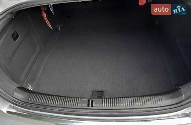Седан Audi A6 2010 в 