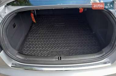 Седан Audi A6 2010 в 