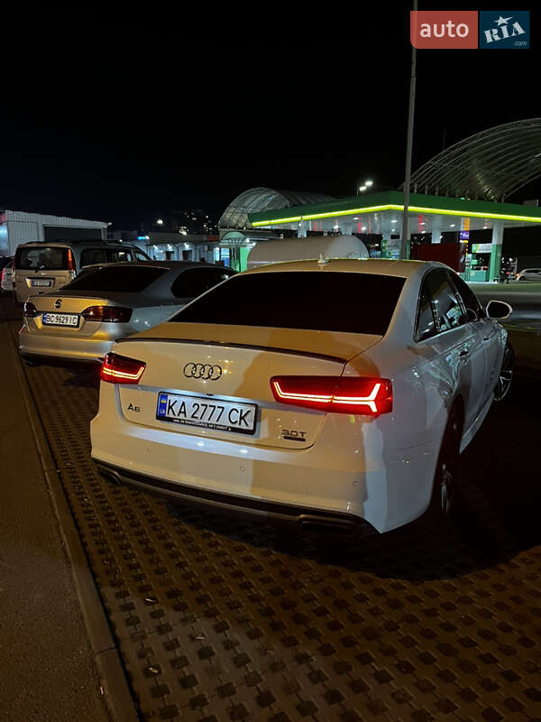 Седан Audi A6 2014 в Киеве