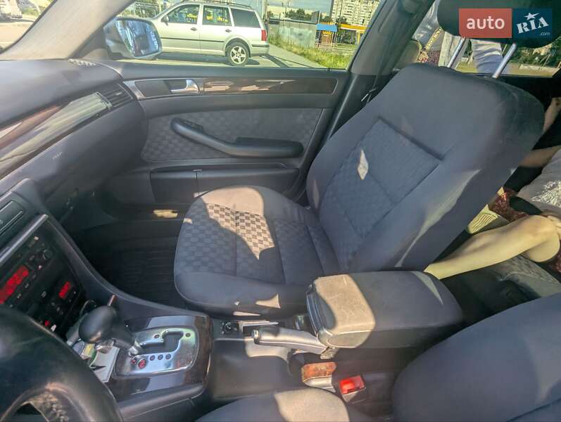 Универсал Audi A6 2001 в Киеве