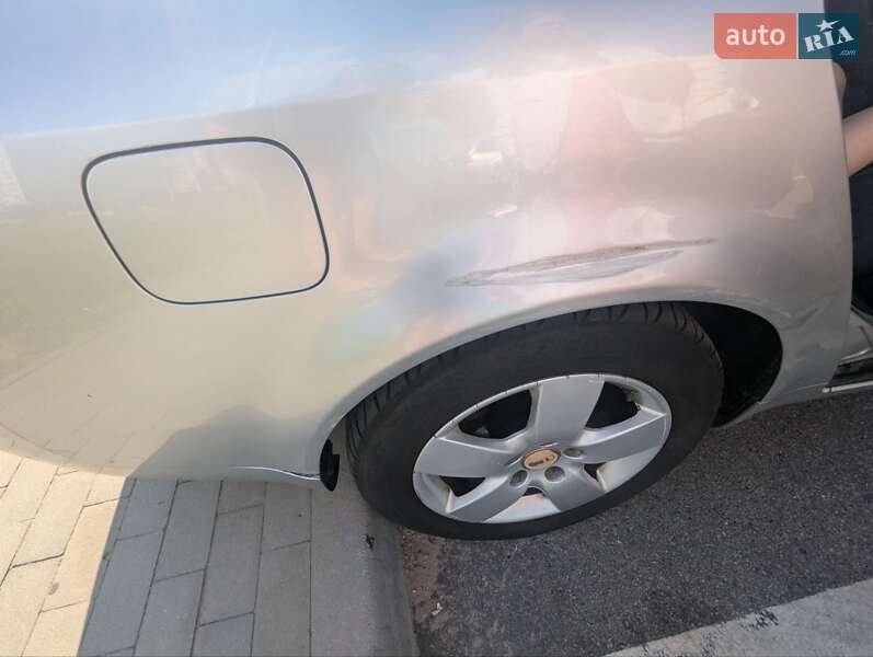 Универсал Audi A6 2001 в Киеве