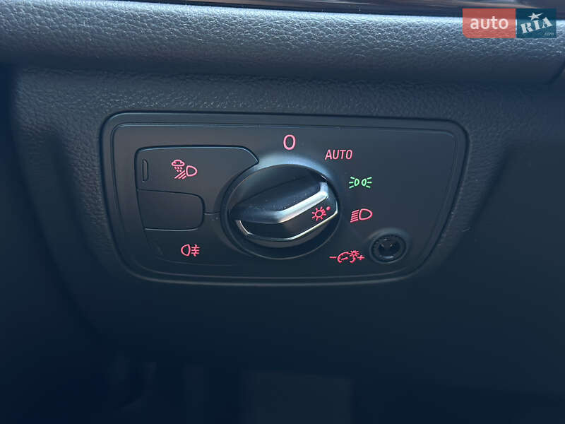 Седан Audi A6 2015 в Киеве
