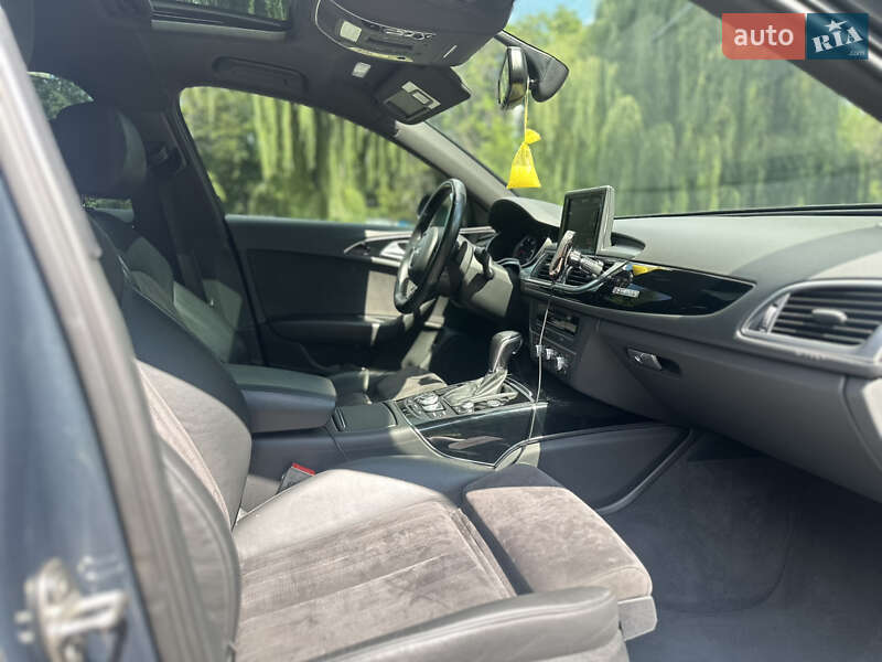 Седан Audi A6 2015 в Киеве